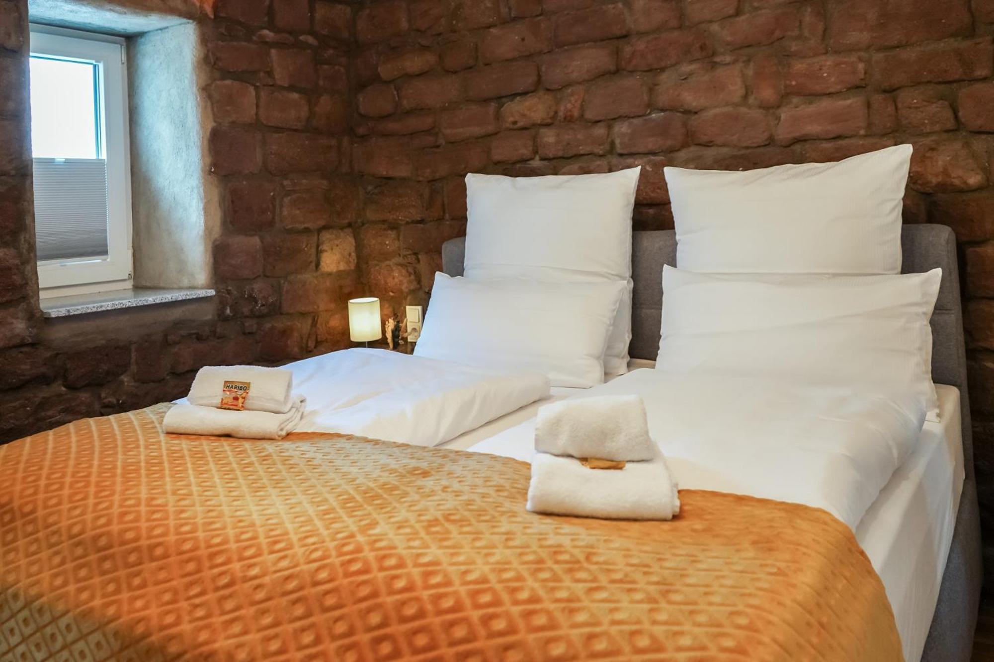7Seas Boutique Aparthotel Homburg - Stilvoll, Digital & Ideal Fuer Familie & Business Ngoại thất bức ảnh